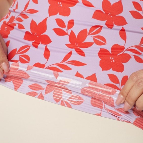 Ruby Ribbon - Diva Lace Cami Red Hibiscus - Picture 5 of 6